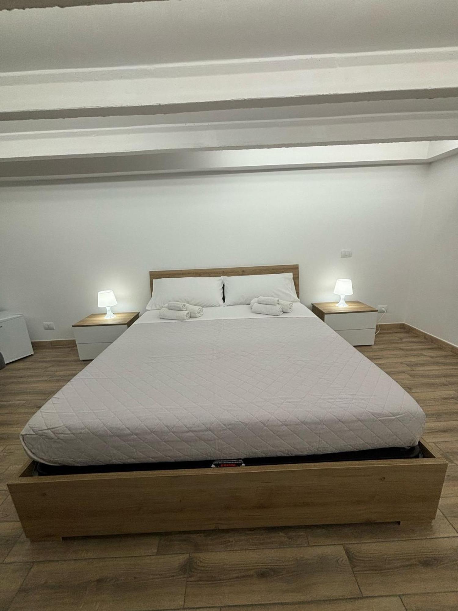 Carmen'S House Bed & Breakfast Nettuno Exterior photo